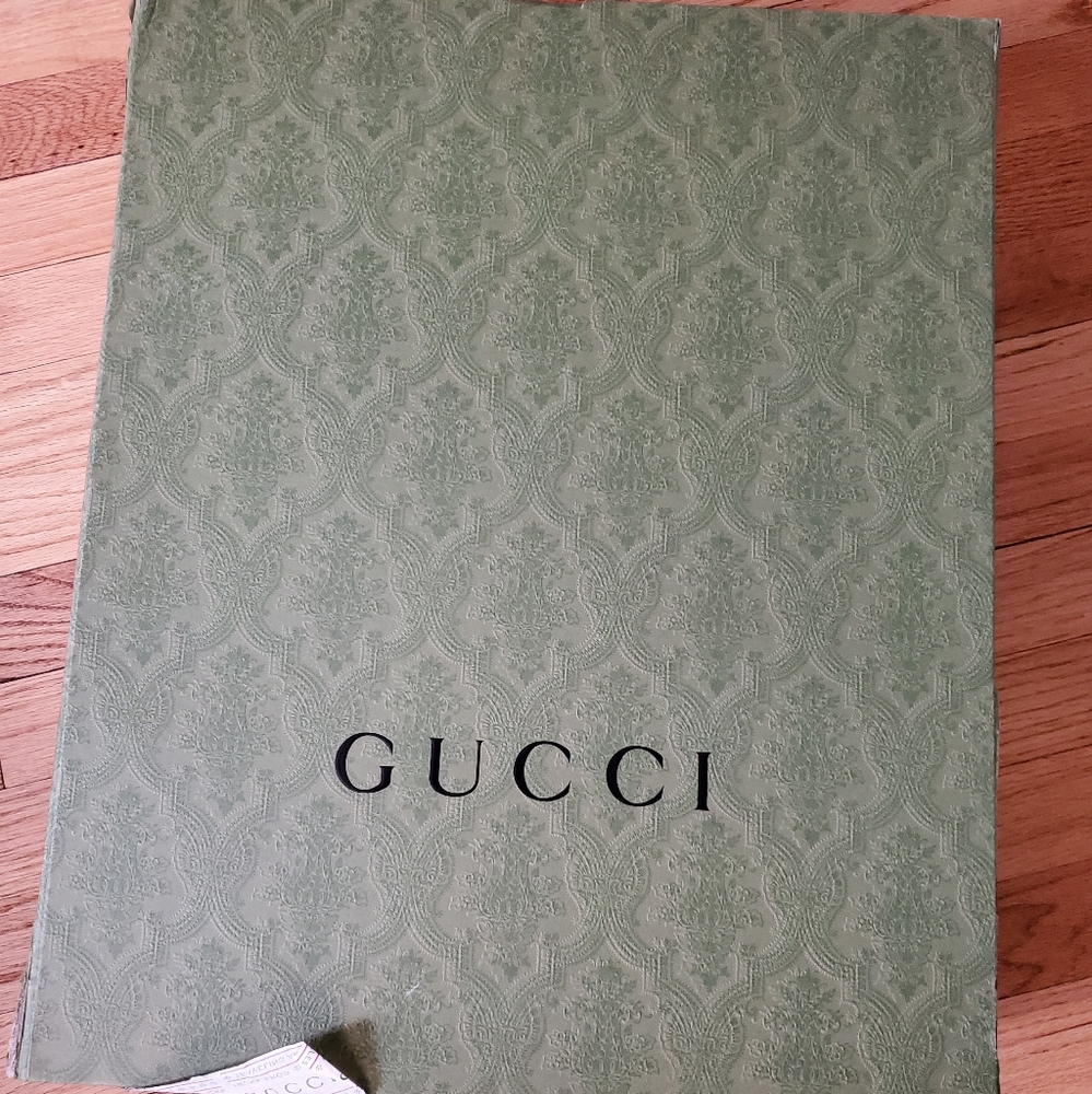 New with tag Gucci diaper bag